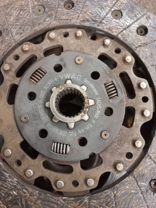 Sprzęgło kompletne dwumas dwumasa 2.0 tdi bmm golf skoda seat touran