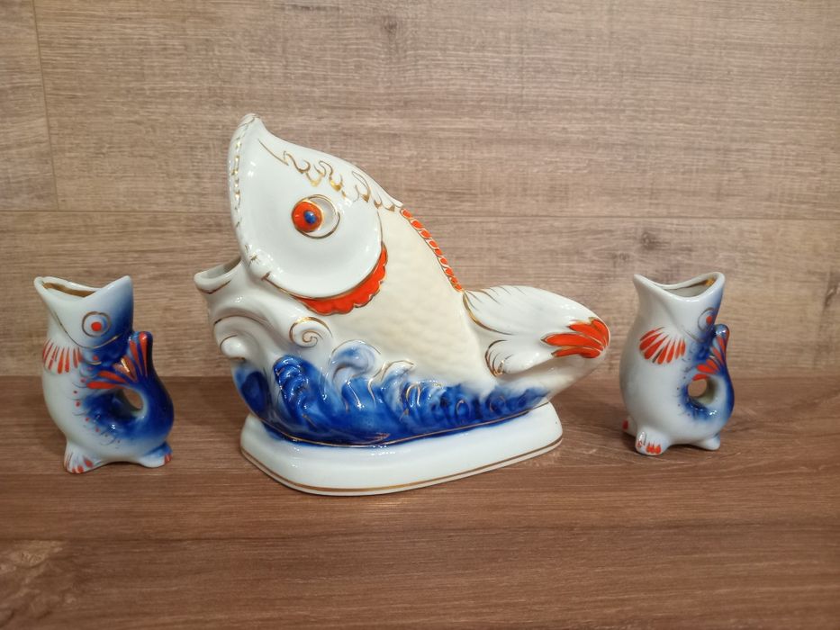 Фарфоровая статуетка