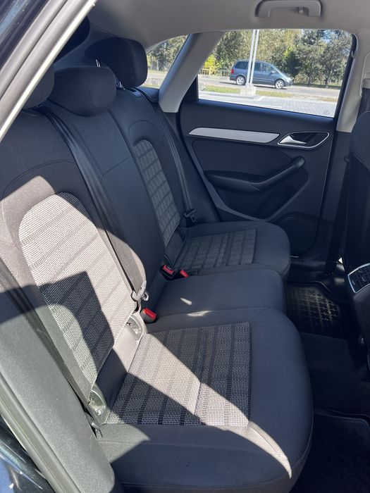 Audi Q3 2013 рік