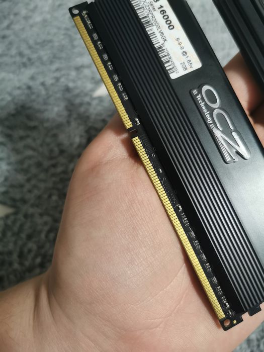 Pamięć RAM DDR3 2gb (cena za 4szt)