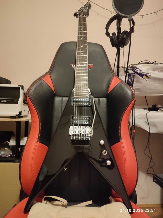 B.C.Rich JR V 7 nowa