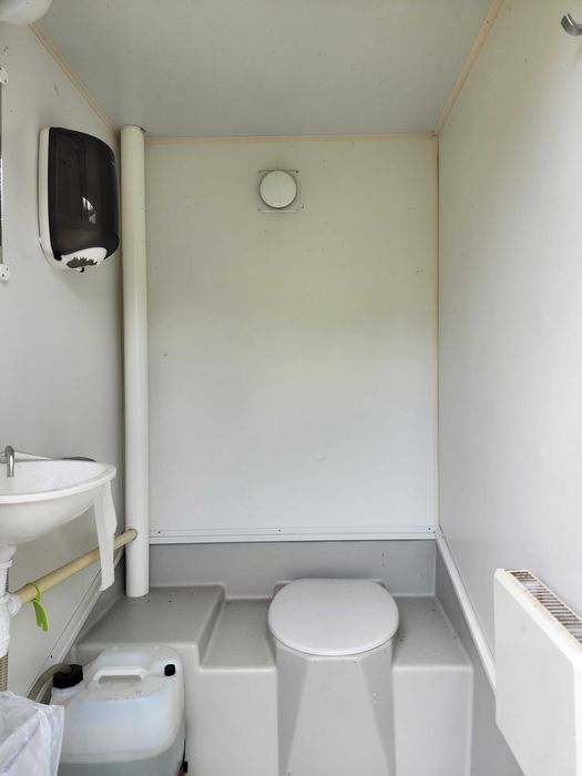 Ubikacja budowlana mobilna zbiornik asenizacyjny Arnpro wc danfo