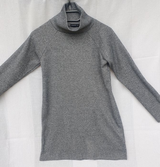 Sukienka szara z golfem, r. 146, reserved
