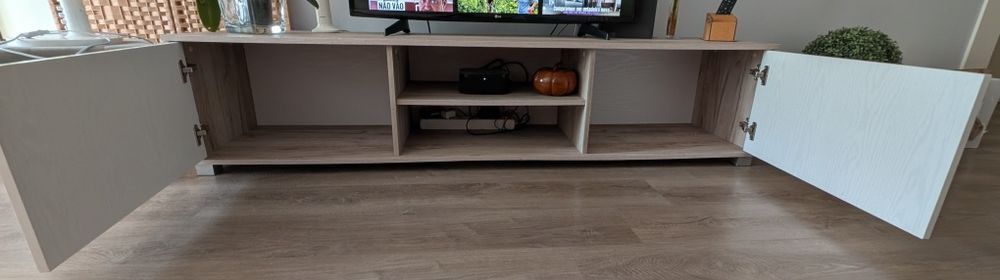 Vendo móvel para TV  marca Beliani