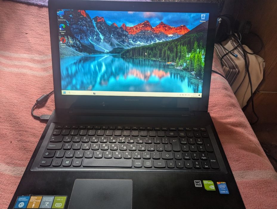 Lenovo Z50-70 i5-4210U 8ram ssd 240gb Full HD Geforce 820M 2gb