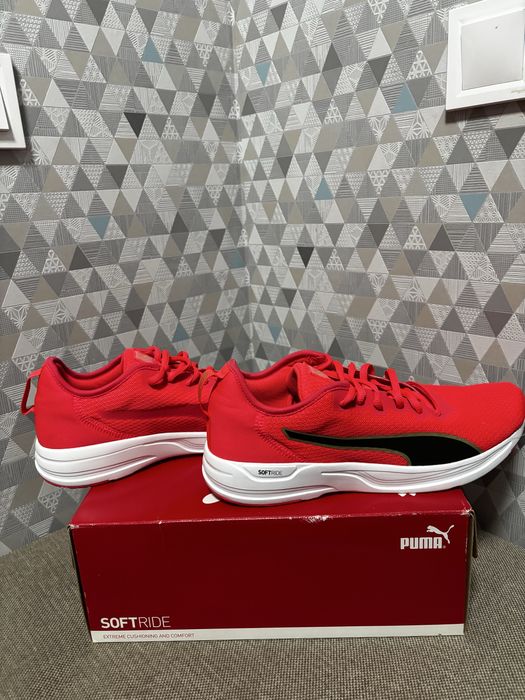 Кросівки Пума Puma нові 41р