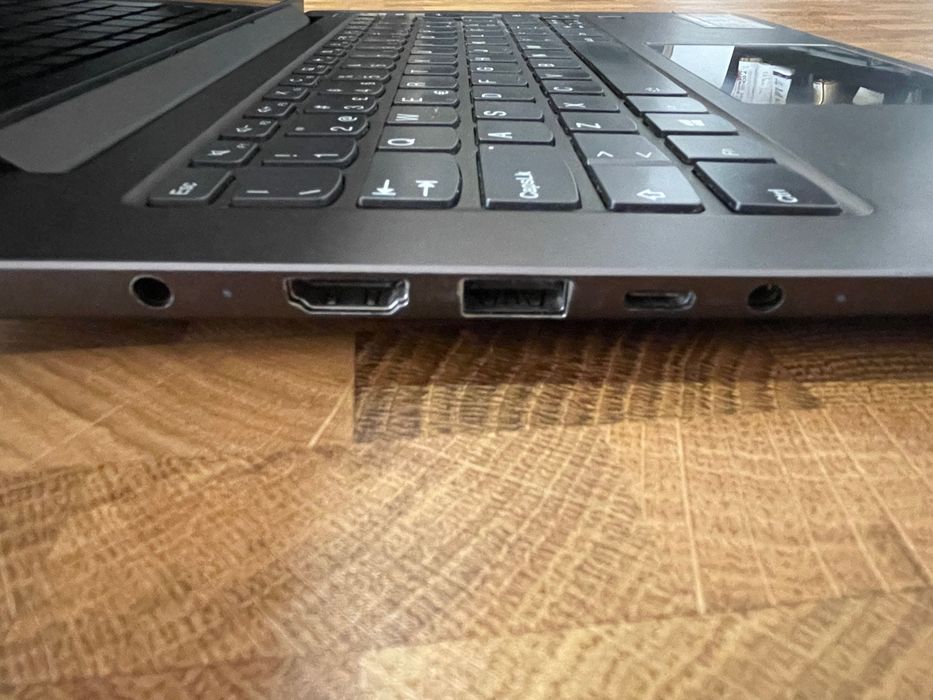 Lenovo IdeaPad 530s 14’’ – i7 / 16GB / 512GB SSD – Bateria nova