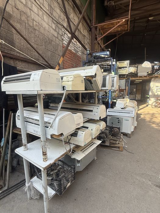 Кондиционеры ,компрессоры , испарители, агрегаты ,морозильные лари,т.д