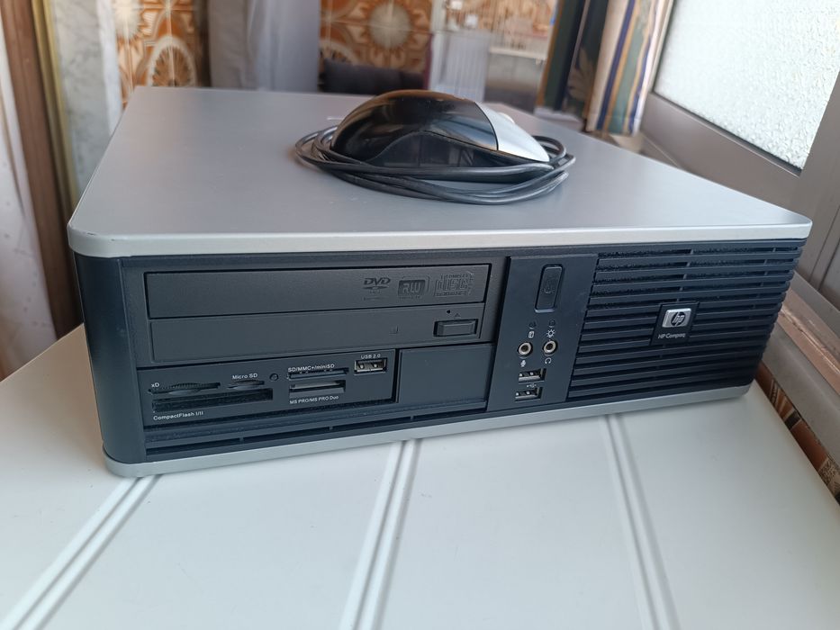 HP Computer + 1 GB Graphics Card + Mouse + Memory Card Reader64738613888001121