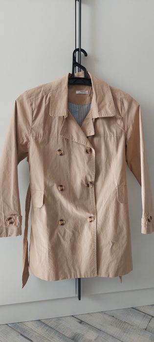 Плащ для дівчинки розмір 134