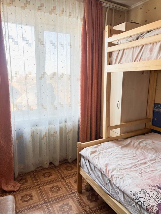 3 поверх 80м2 4 кімнати лоджія. Мазепи 20, Проспект Перемоги.