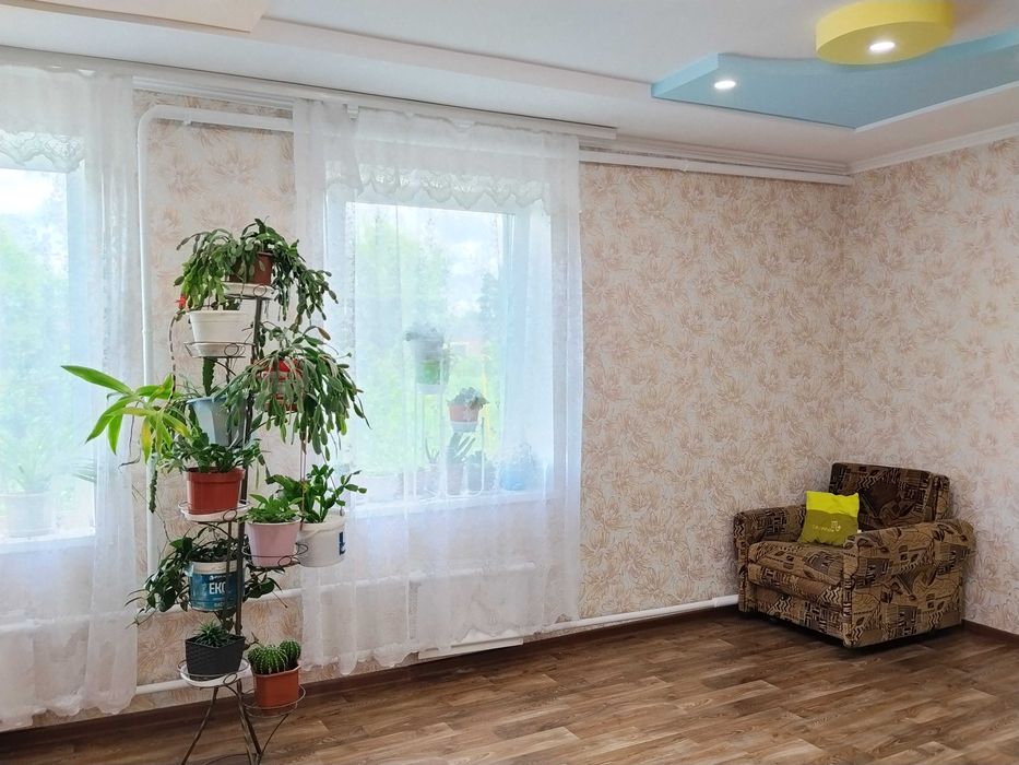 Продам великий будинок зі всіма зручностями в с. Кручик (10 км від Богодухова)