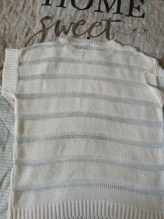 Sweter z krótkim rękawem rozm s