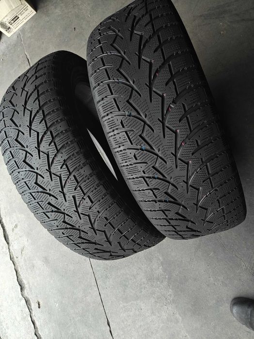 2шт R20 235 55 шини зимові Toyo Obseve G3-Ice добрий стан