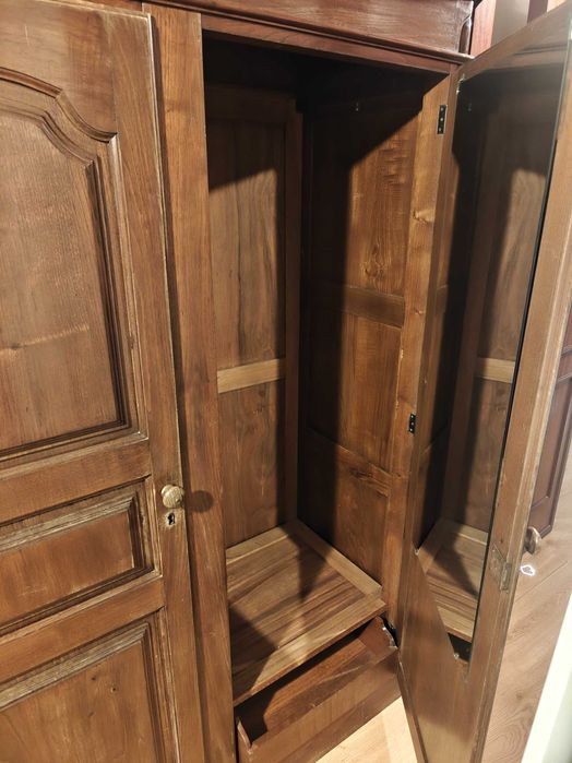 Armário Roupeiro Madeira