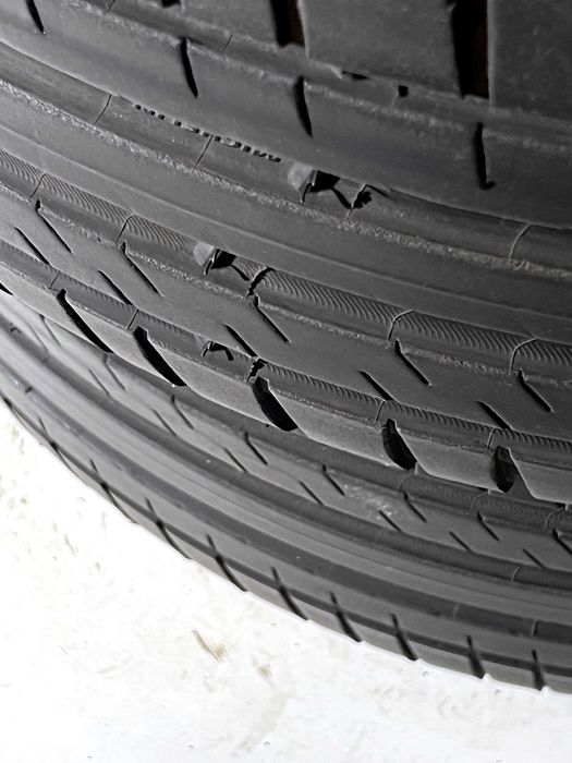 Pneus Michelin Pilot Sport 4S - 235/45/21 - Como NOVOS
