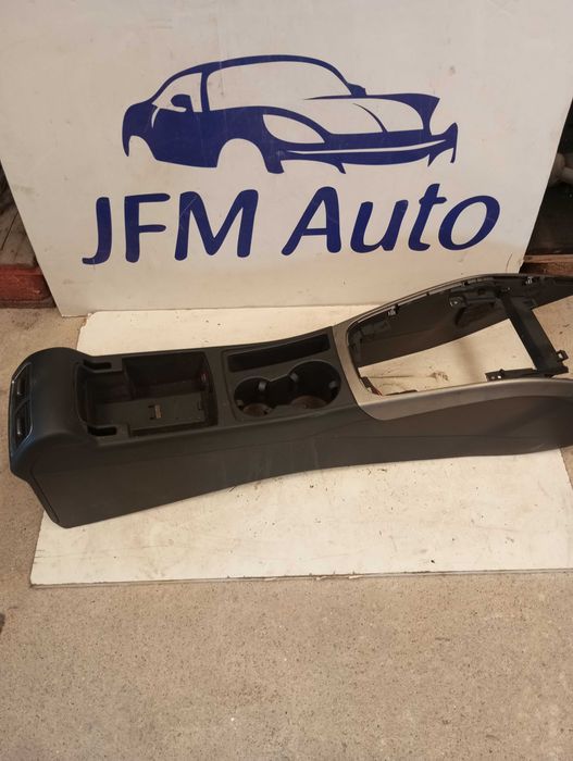 Consola Central / Porta-Objetos Audi A4 B8 A5 8T (8K0864981F)