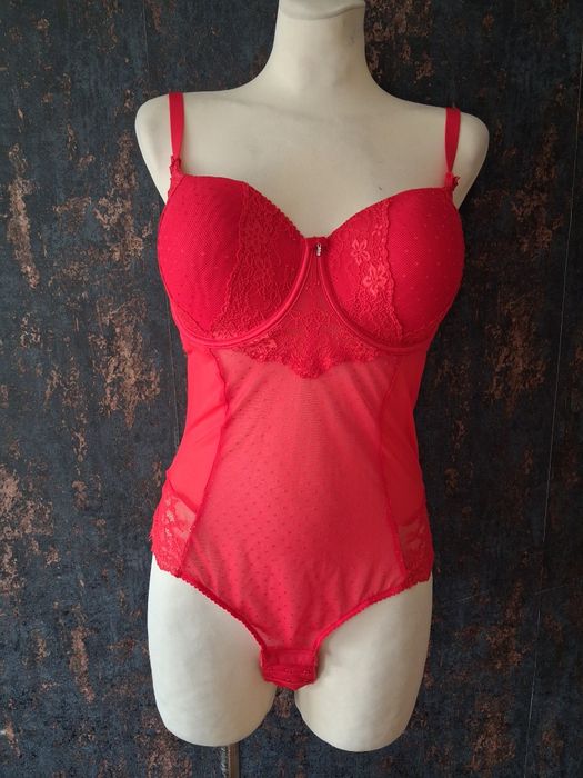 Czerwone seksowne body damskie 90C