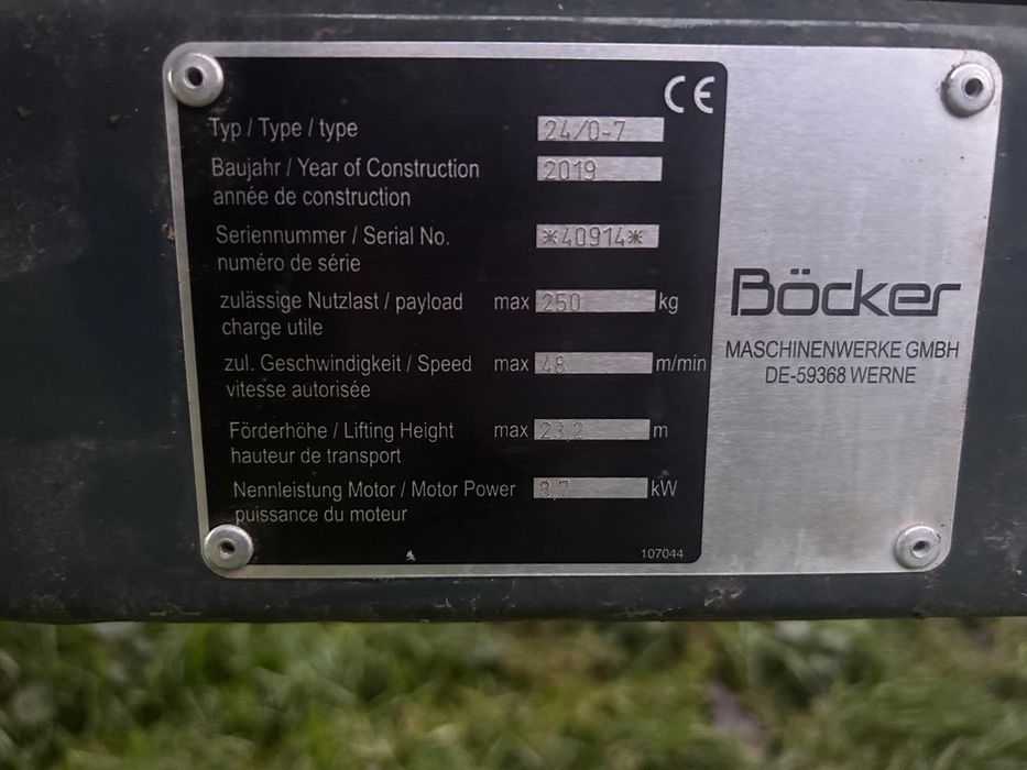 Winda drabina dekarska budowlana Junior 24/0-7 HD Böcker