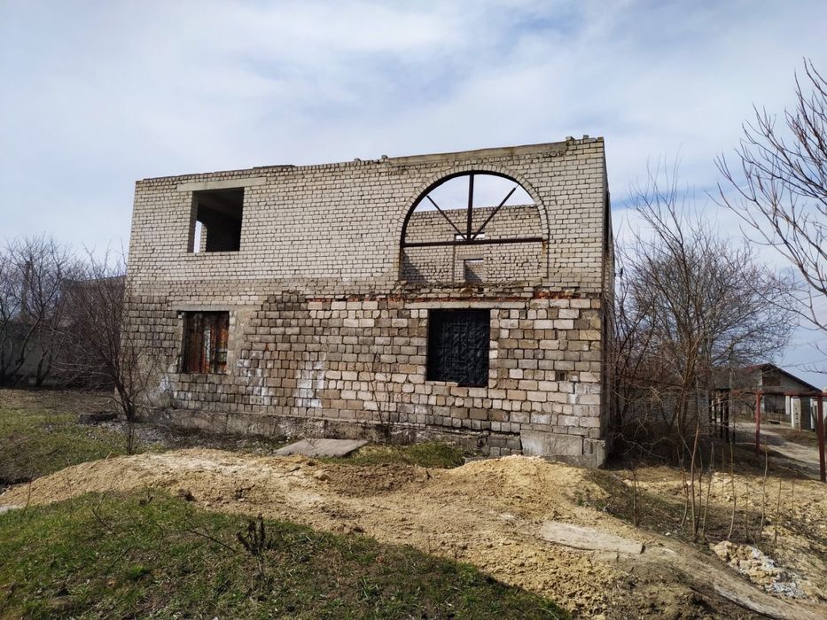 Продам недостроенный дом