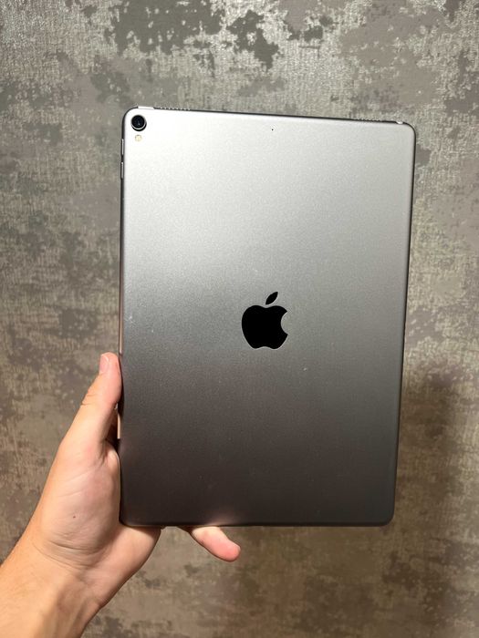 iPad Pro 10.5 256gb ІДЕАЛ 100% акумулятор 10 разів заряджався
