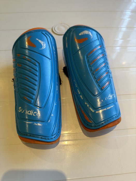 Caneleiras para desporto