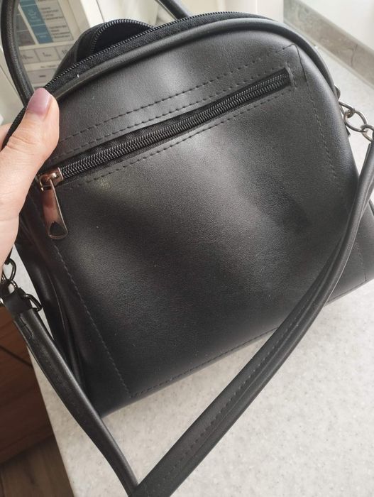 Сумка чорна шкіряна