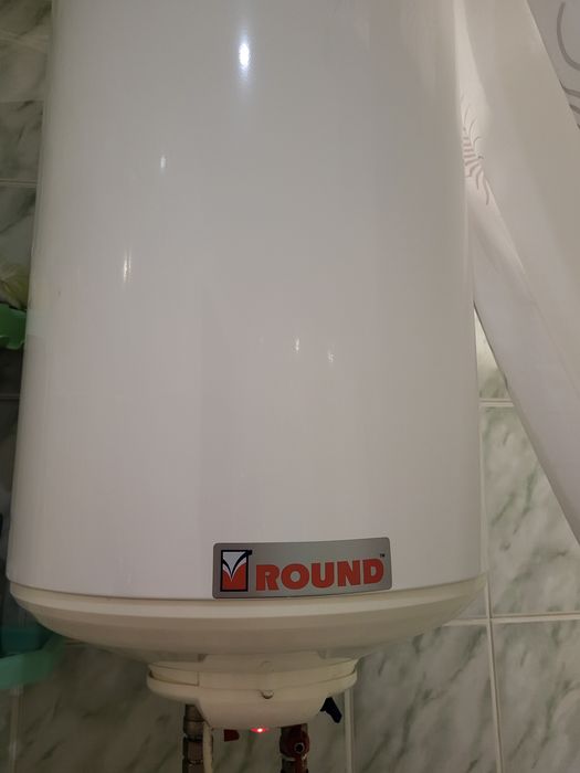 Продам бойлер  Round 80