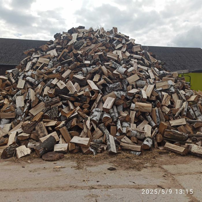 Sprzedam drewno opałowe - porąbane