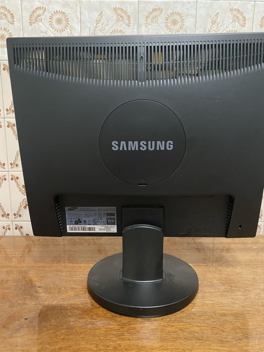 Монітор Samsung SyncMaster 943N