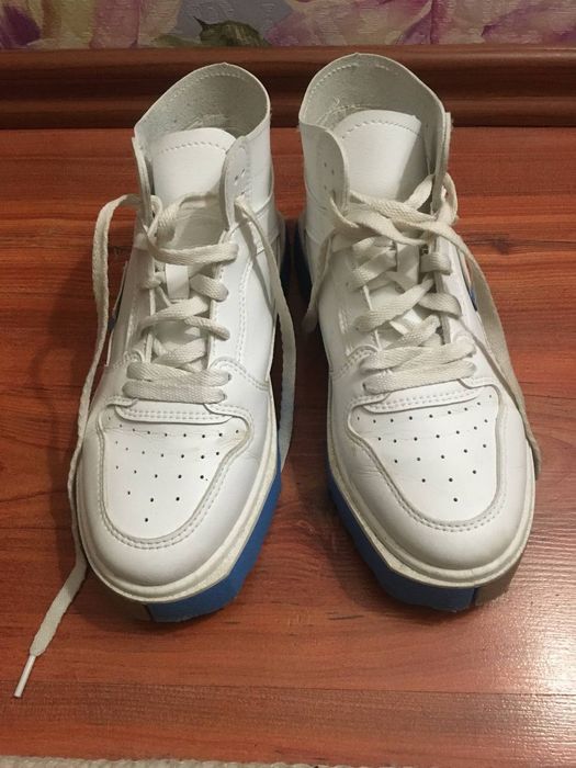 Суперове взуття на зараз