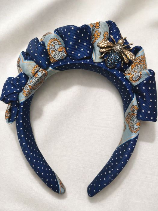 Opaska szyta ręcznie