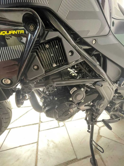 Benelli Leoncino 250