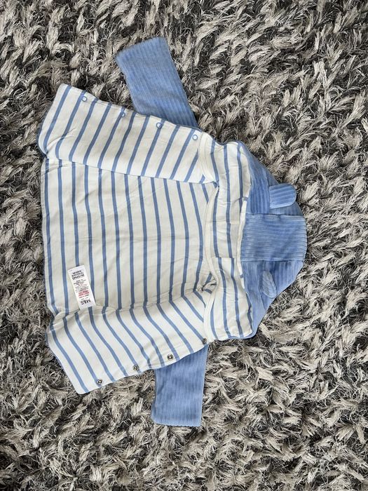 Новенька кофточка 0-3 місяців М&S