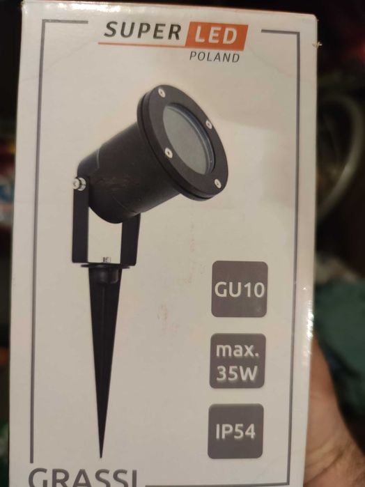 Lampa ogrodowa wbijana