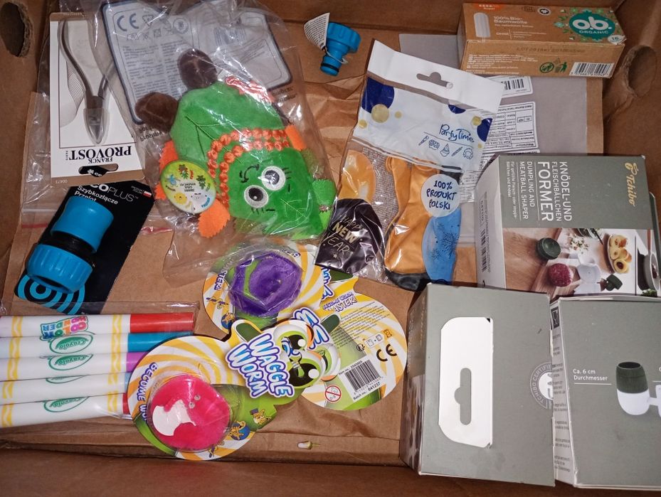 Karton mix biedronka action inne S278