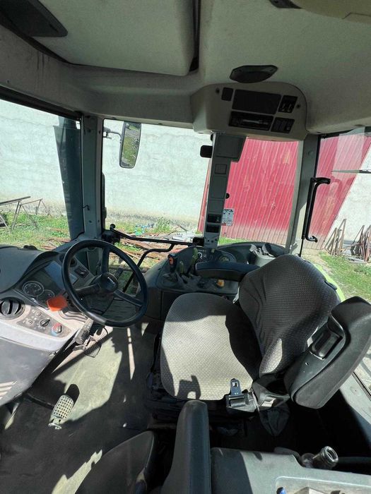 Ciągnik rolniczy CLAAS ARION 610 C – 2012