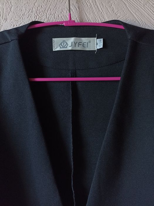 Блейзер чорний жіночий, піджак