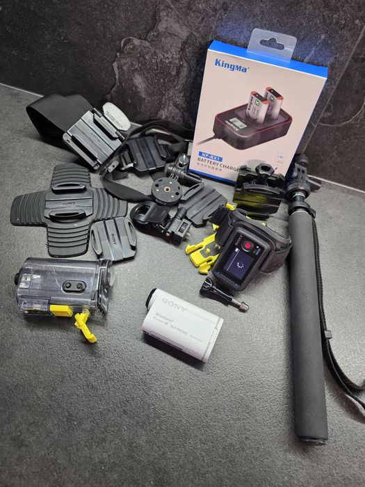 Екшн камера Sony as100v