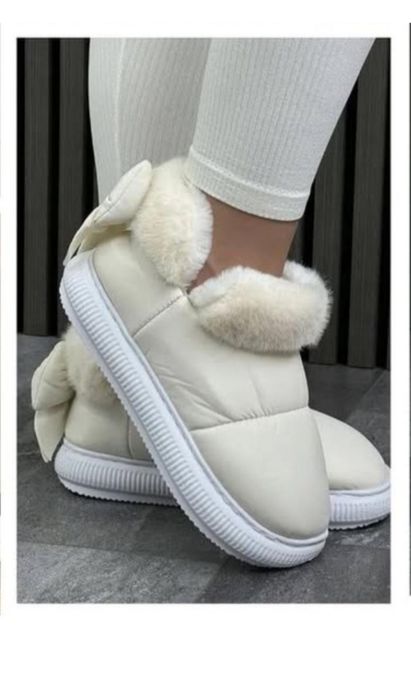 Топові короткі дутики