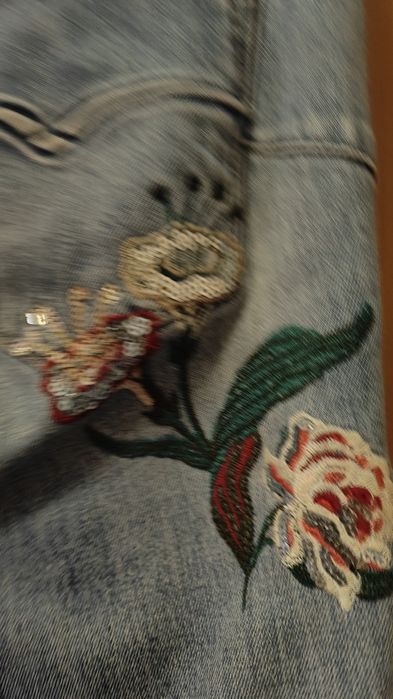 Calças de ganga marca Salsa.