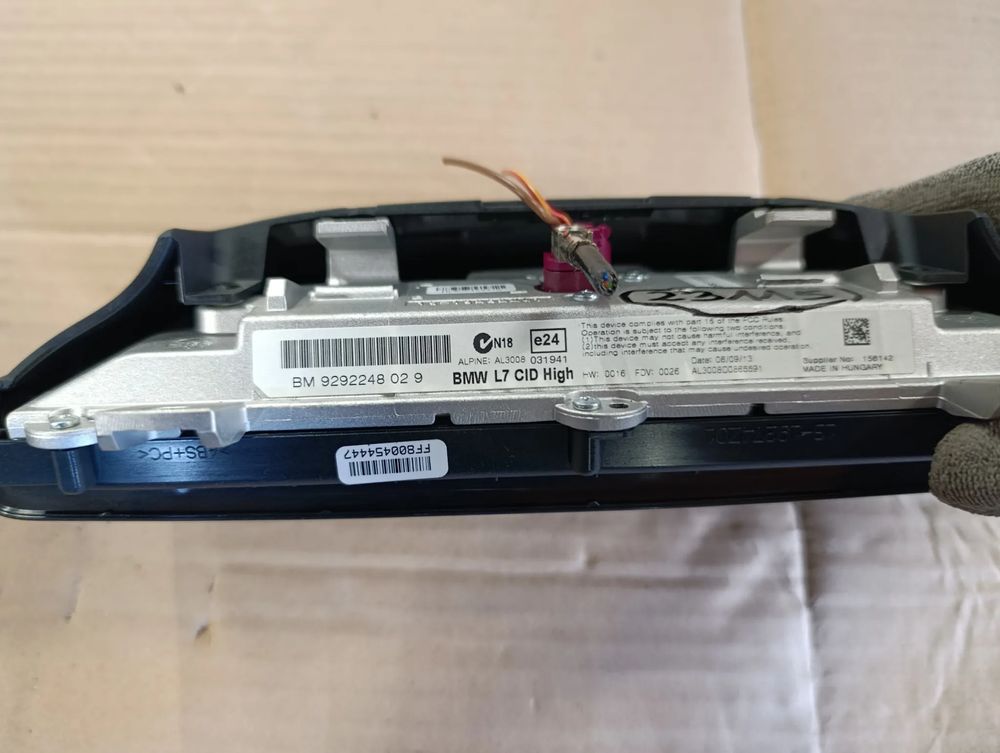 ユリレオ Lodówka Gorenje NRK6182PS4 z zamrażalnikiem dolnym 178,5 cm Szara