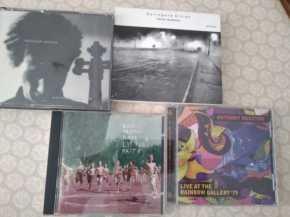 CDs Jazz Santana, Keith Jarrett, Bill Frisell, Pinho Vargas