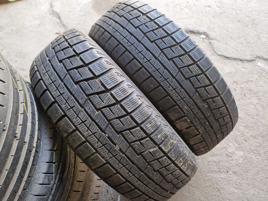 шини зима 215 65 R16 Yokohama Ice Guard IG60