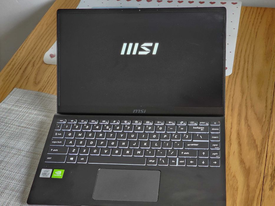 MSI Modern 14" FHD Gaming i7-10510U RAM 16GB SSD 512GB GeForce MX330