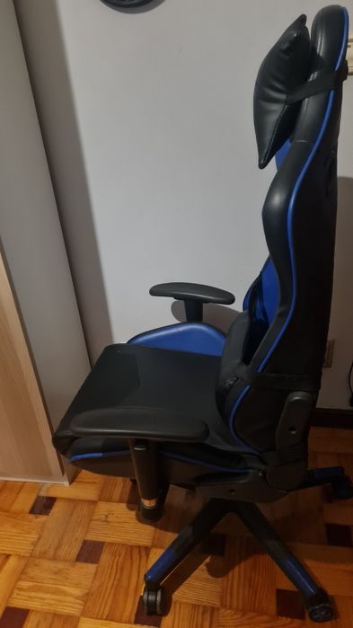 Cadeira gaming marca DRIFT.