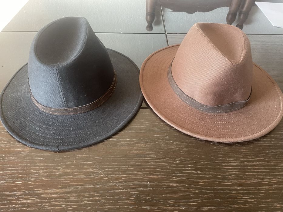 Vendo 2 chapeus