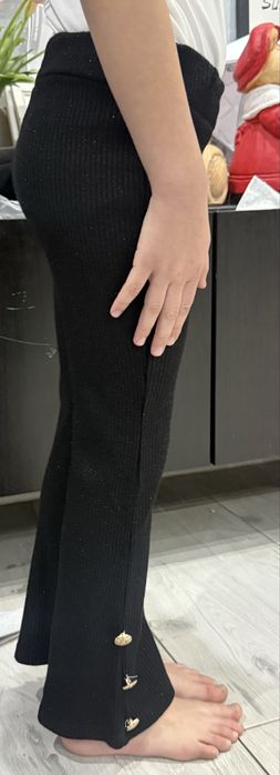 Spodnie z srebrna niktka dzwony roz 140/146