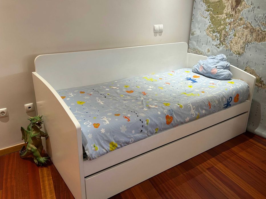 Beliche (cama dupla) em madeira lacada branca