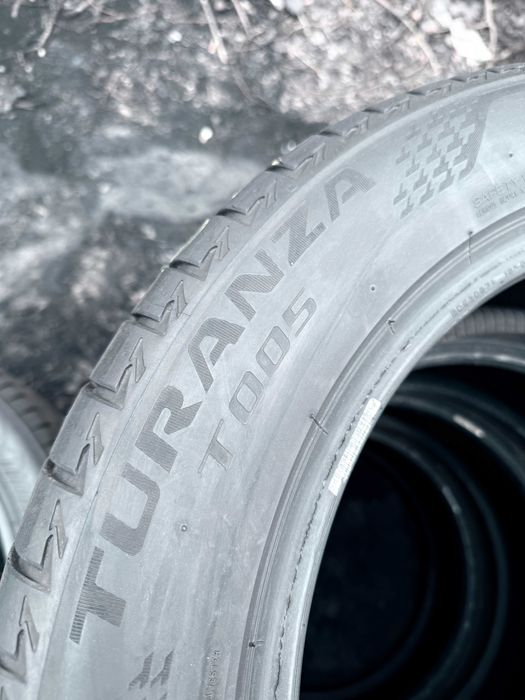 225 50 18 Bridgestone Turanza T005 90% 2023 шини Літо